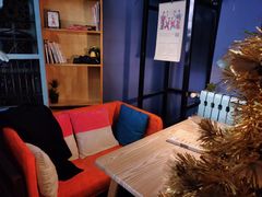 -84那年咖啡馆(李沧万达店)