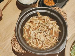 -川堂风·跷脚牛肉·乐山爆炒(宝山日月光店)