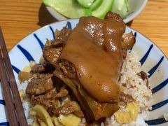 -红猪卤肉饭(大西洋美食城店)