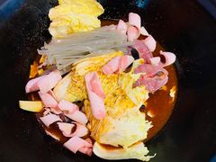 -王老六铁锅炖鱼(圣亚海洋店)