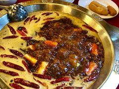 -山城年华老火锅(玉林店)