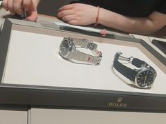 -亨得利钟表商店