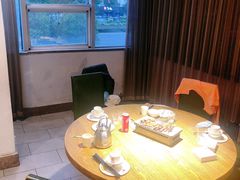 包厢-大闫家烧烤·小海鲜家常菜(郑庄店)