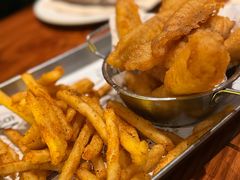 薯条配百里香胡椒盐-京A Taproom·精酿餐吧(CBD店)