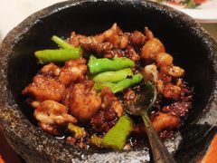 石锅杭椒牛蛙-桂满陇-十里风荷(合生汇店)
