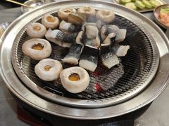 -围炉肉舍•炭烤活鳗•丹东海鲜烤肉(步行街店)