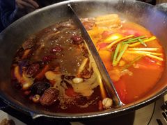 -湊湊火锅·茶憩(新中关购物中心店)
