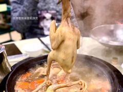 滋补养颜药缮乳鸽煲-时利和美食(东方广场店)