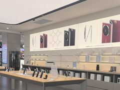 -华为授权体验店(中山公园来福士)