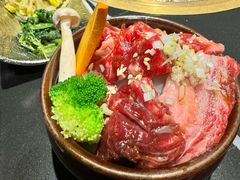 -山川小町·极番烧肉(新地假日广场店)