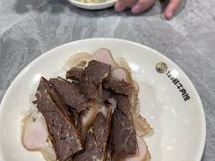 -何永光123鲜牛肉馆(1号店)