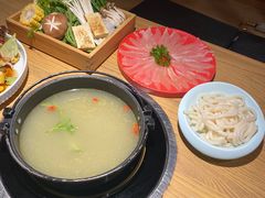 胶原美人鸡锅-大和食乐·鲜和牛酸汤火锅(环宇荟店)