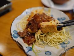 DIY麻辣牛筋海参拌面-宁波柏悦酒店·钱湖渔港