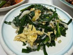 韭菜鸡蛋炒银鱼-渔民船说·北塘海鲜·天津菜·海肠捞饭(北塘古镇店)