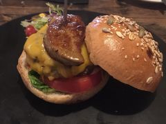 -HIGH FIVE哈福手工汉堡(桂林路店)