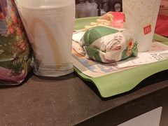 -麦当劳(湖光北街店)
