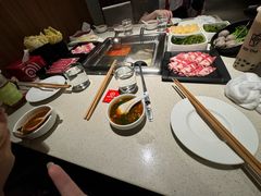 -海底捞火锅鲜切牛肉主题店(长寿路店)
