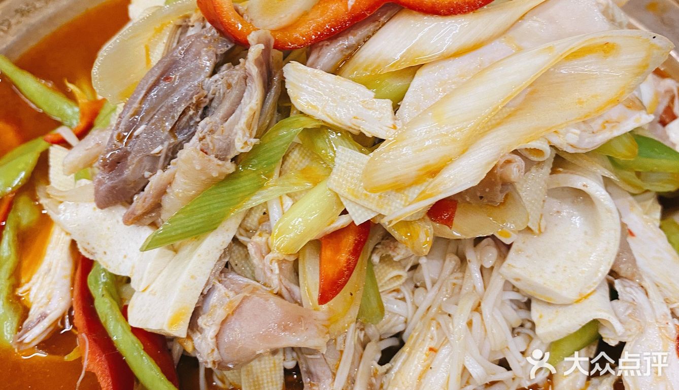 不是饭点都排队的神仙椒麻鸡,新疆人吃了都要双手点赞6015