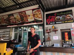 餐具摆设-Doo Dee Thai Food(Issan/Isaan/Esan)