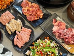 -啊美丽炭火烤肉(滑翔一店)