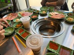 -欧巴炭烤肉오빠숯불구이(南京东路店)