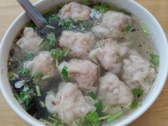-石门侯·石门馄饨侯(革新北街店)