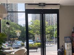 -必胜客(阿罗海店)