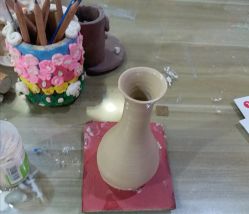 -泥娃娃DIY陶吧(易生活购物公园店)