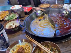 -萍姐火锅·公路夜市(武汉首店)