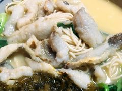 招牌黄鱼面-明呈黄鱼面馆(斜土路店)