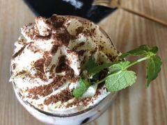 -ZING COFFEE 镜咖啡