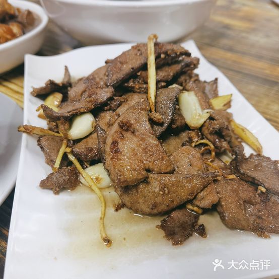 大家族饭店(鸿景楼店)