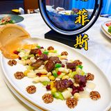 远离闹市喧嚣的私房菜馆，精致菜品让人赞不绝口