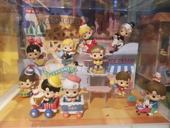 -泡泡玛特POPMART(崇文门国瑞城店)