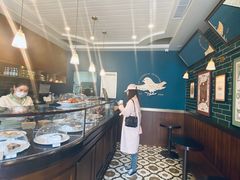 面包甜点陈列柜-Pie Bird(新闸路店)