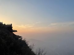 -鸡鸣山旅游风景区