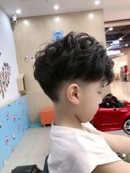 点击看大图 -萌酷专业儿童剪发造型(悦方店)