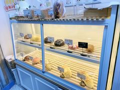 面包甜点陈列柜-野上麦田(中贸广场店)