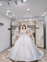 点击看大图 -予白婚纱礼服馆