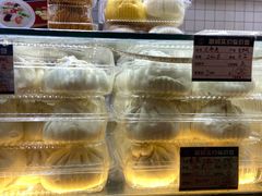面包甜点陈列柜-白玉兰食品(甜云店)