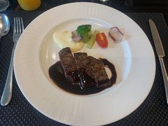 -圣丰索菲特·2 On 988 Café 自助餐厅