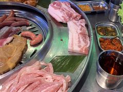 -哈哈碳都·牛肋条无限自助烤肉(台江万达店)