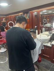 -绅仕門男士理发馆
