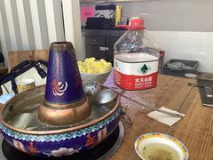 -毛辣果·贵州红酸汤牛肉火锅(西单店)