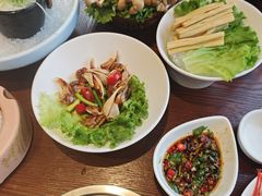 -东海怡品海鲜豆捞(舟宿夜江店)