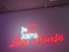 -INLOVE Live House