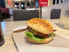 -必胜客(绿地新都会店)