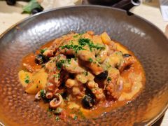 圣托尼里风味炖章鱼-囧吉香生蚝牛排馆(湖北路店)