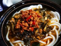 -怡豪大饭店·银顶旋转餐厅