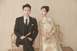 -二十一世纪婚纱摄影(省府前街店)